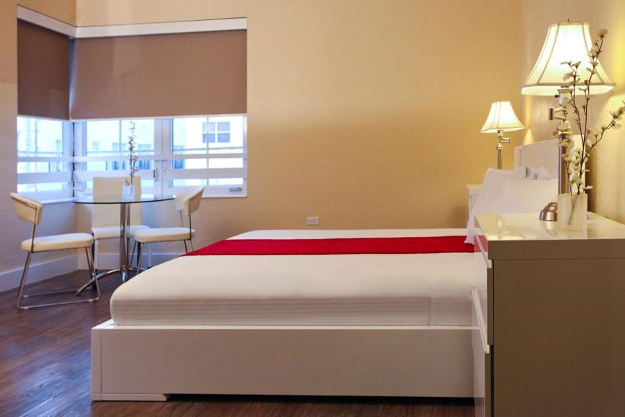 Ocean Five Studios Miami Beach Room photo